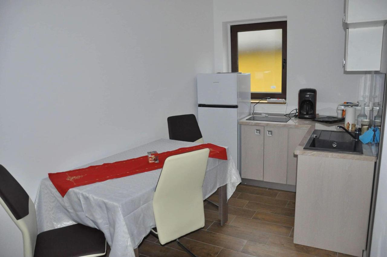 Casa Andrei Hotel Brasov Exterior photo
